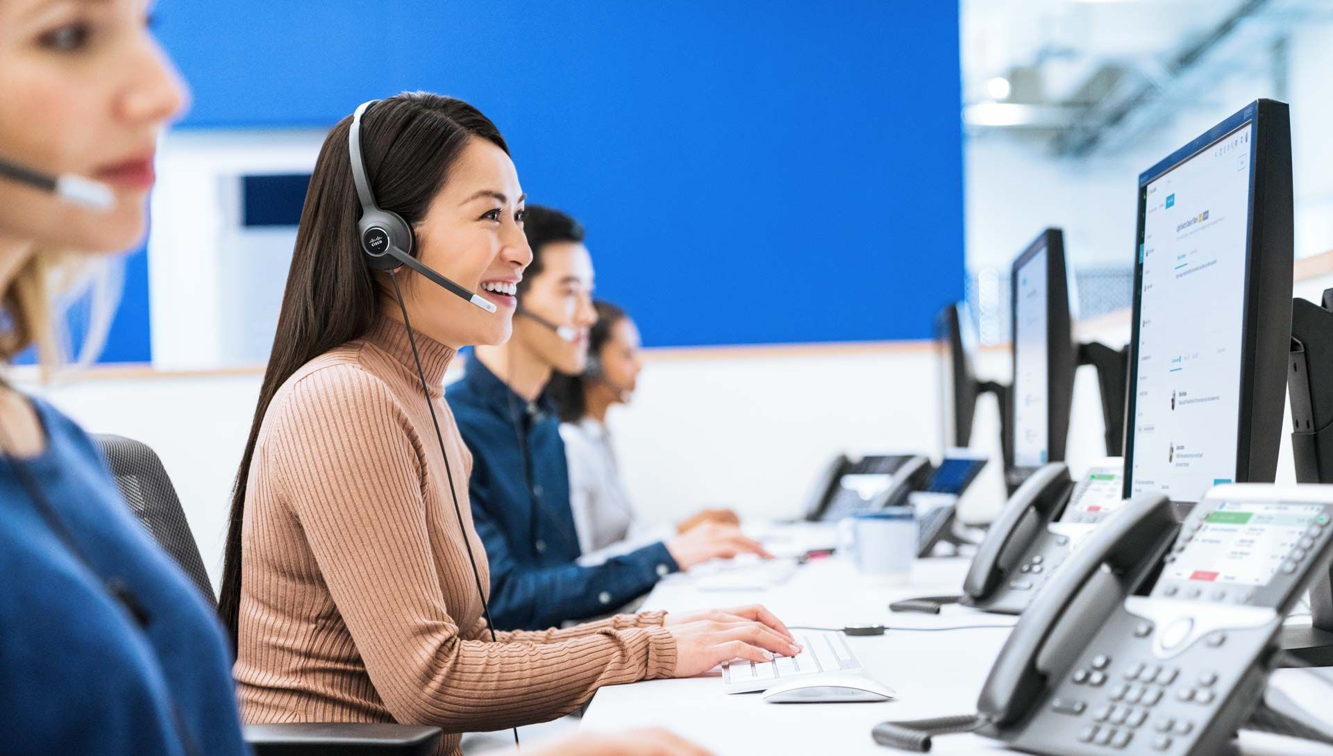 Hybrid Unified Communications